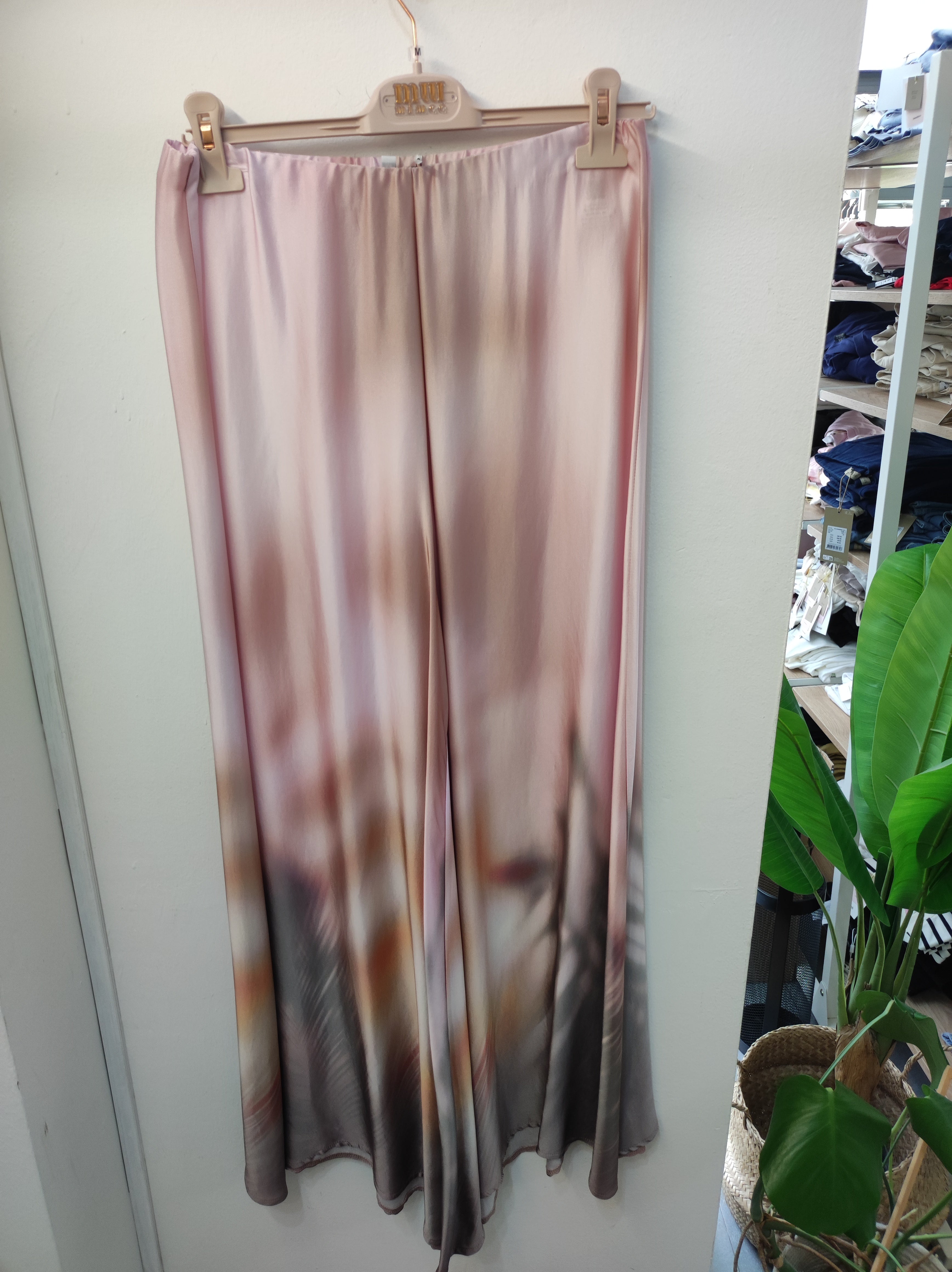 Pantalone midi largo in fondo
