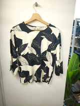 Maglia floreale blu