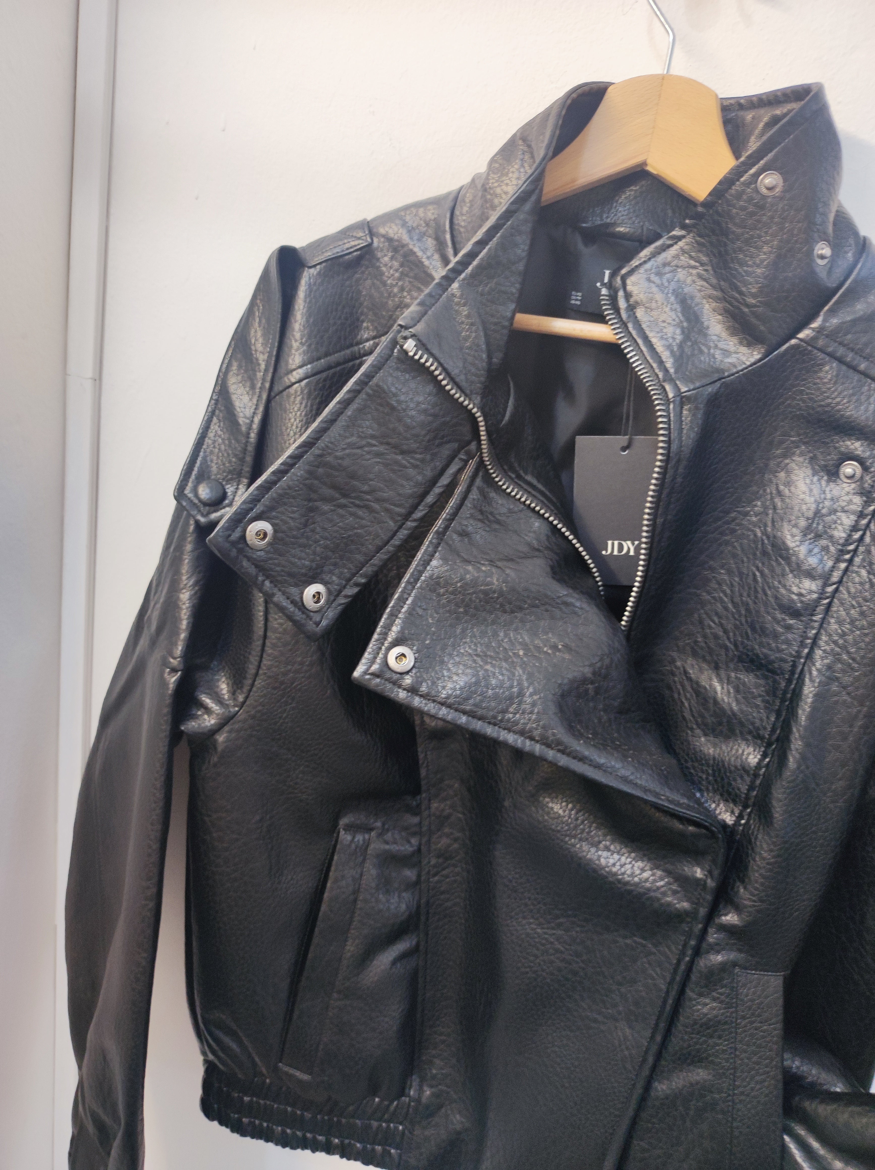 NUOVA COLLEZIONE - Giacca ecopelle over
