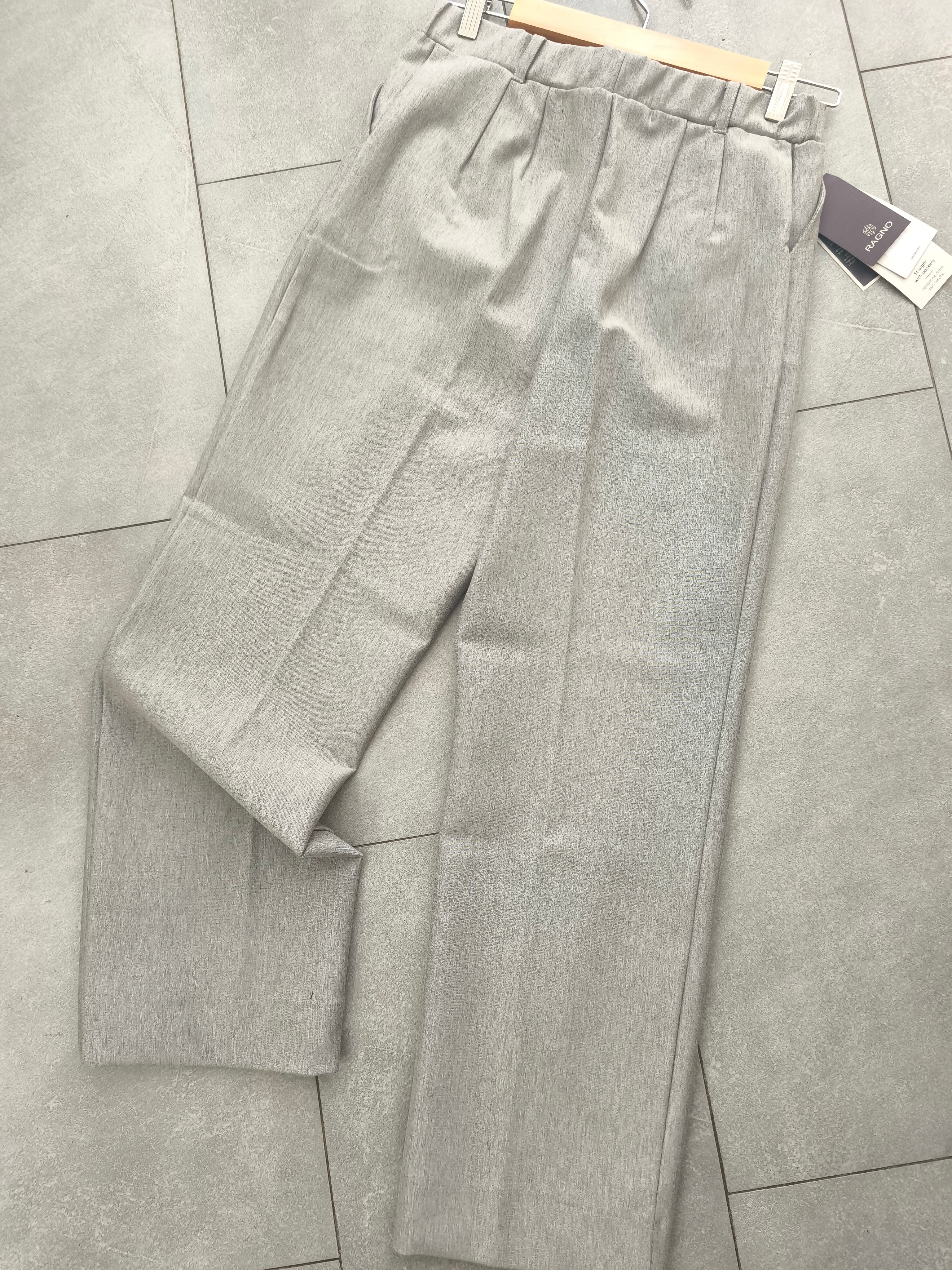 Straight ragno grigio