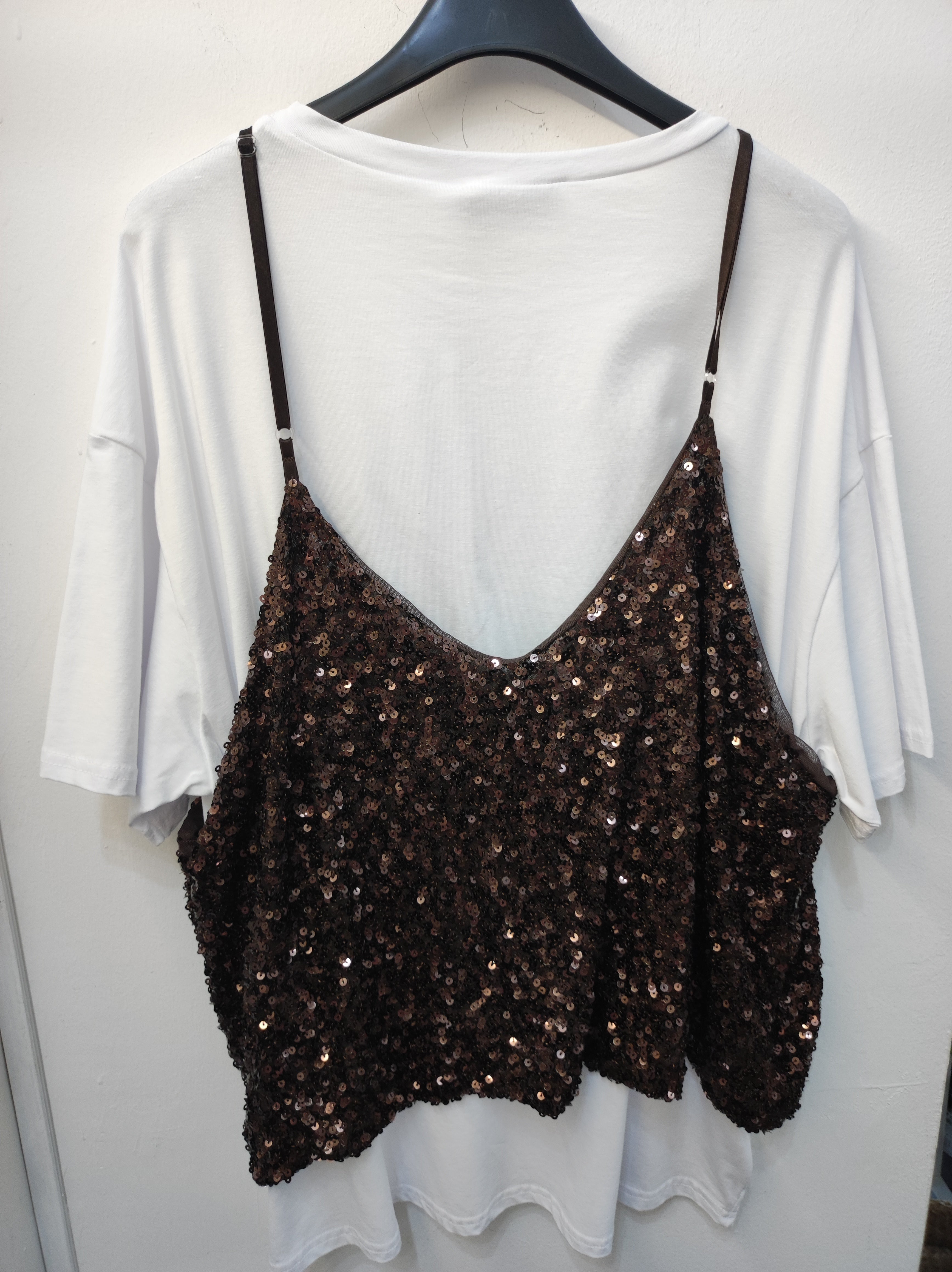 T-shirt + top paillettes
