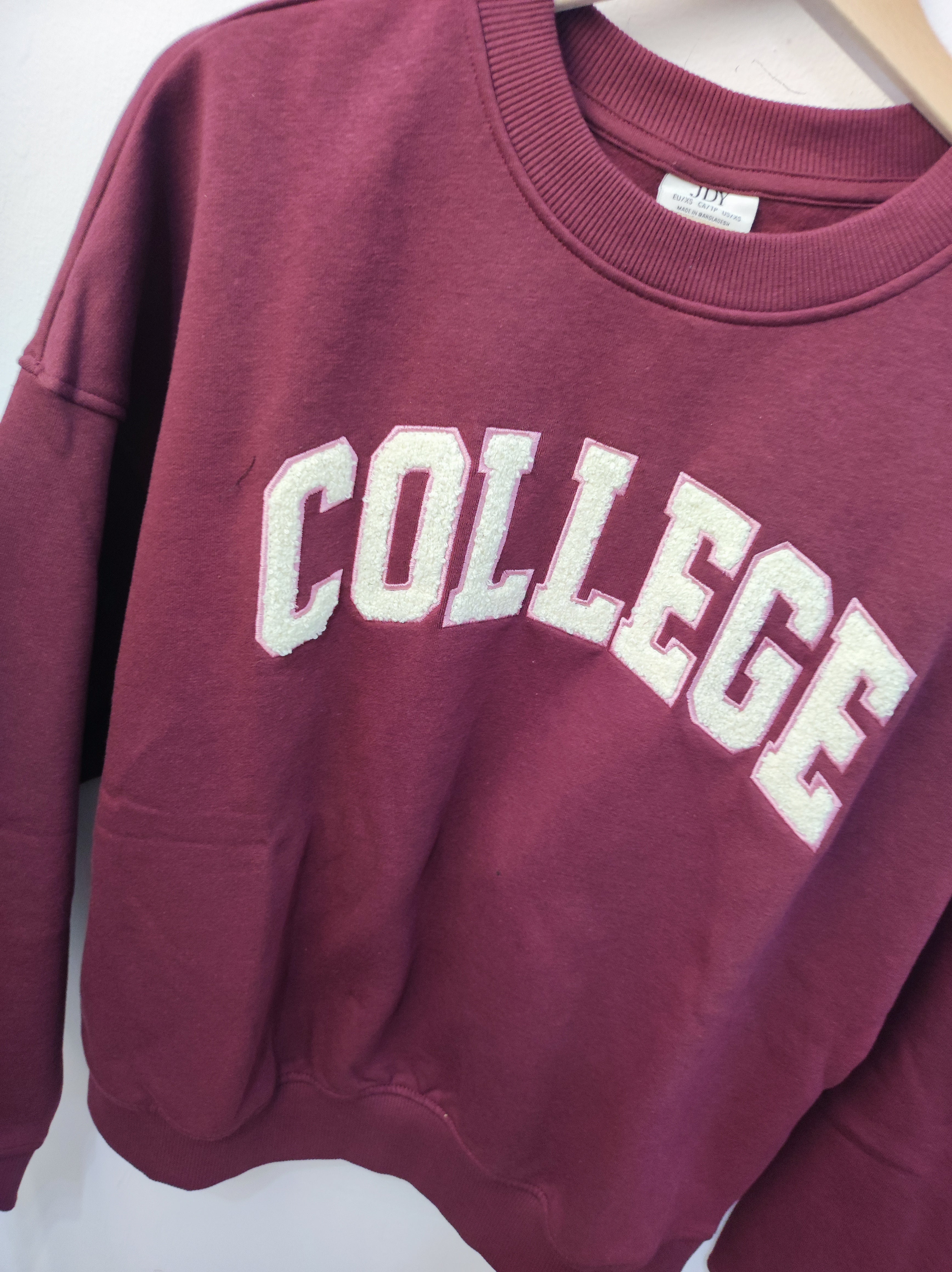 Felpa college